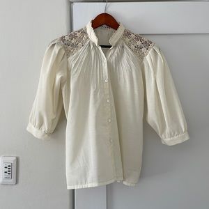 Cute 1950s deadstock button down by Lim’s.